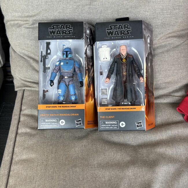 2 Star Wars Action Figures