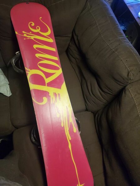 ROME romp 150 Snowboard W/ Forum Bindings