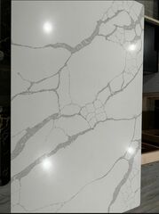 Quartz Slab Calcutta Milano