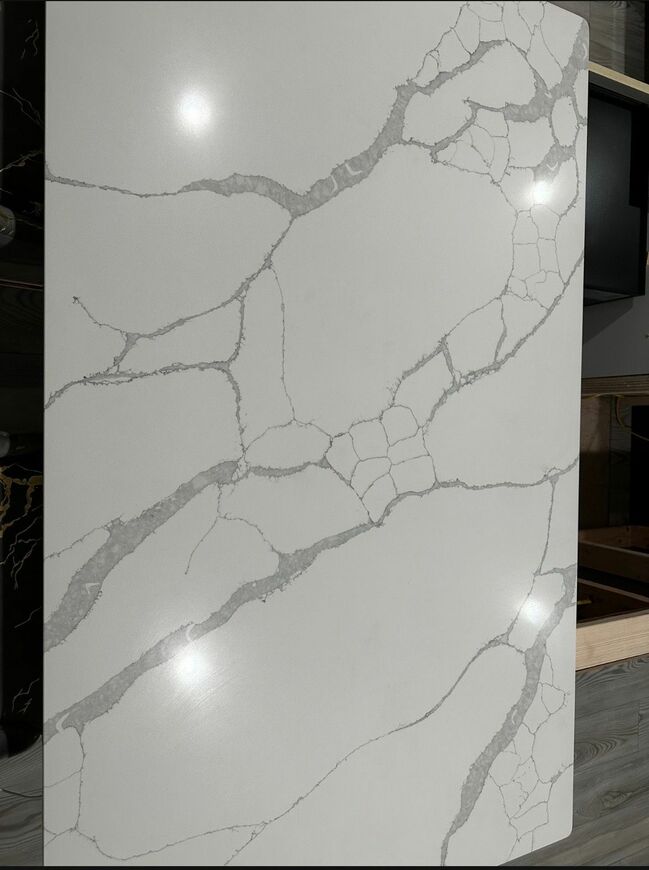 Quartz Slab Calcutta Milano