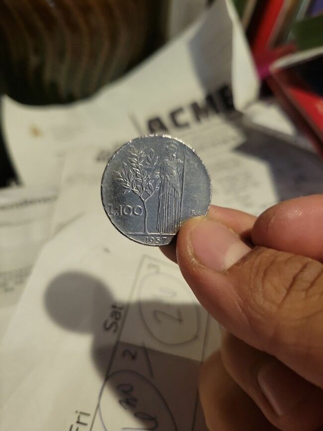 L.100 Repvbblica Italiana 1957 Coin. Mint Condition