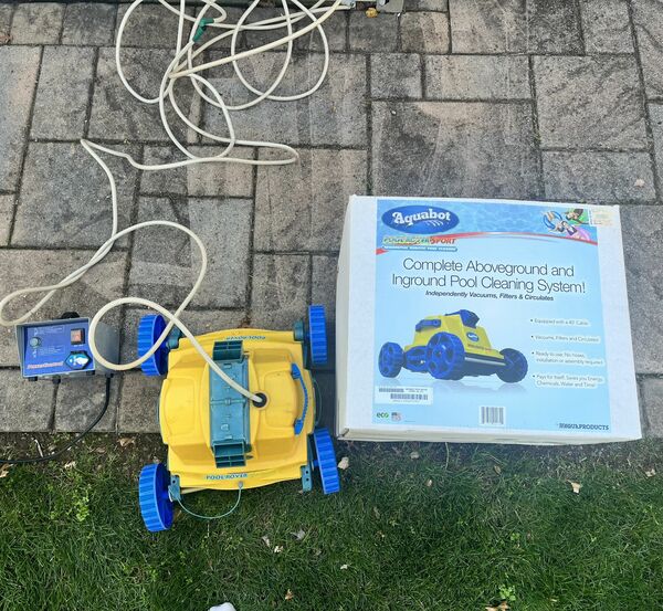 Aqua Bot Pool River Sport And Power Supply