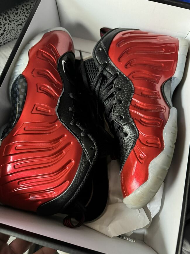 Foams Size 7y