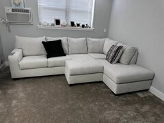 Cambri 2-Piece Sectional With Chaise And Storage Ottoman