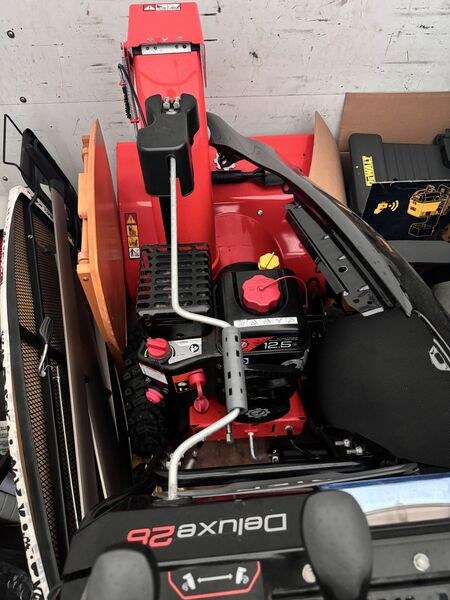 Ariens 254cc Deluxe Snow Blower