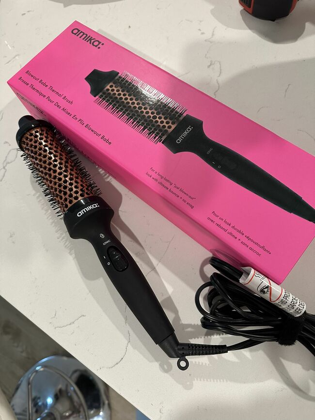 Amika Blowout Babe Thermal Brush