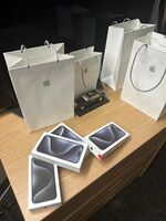 200$ iPhone 15 Pro Max brand New 8 Left 1 Day Delivery shipping only