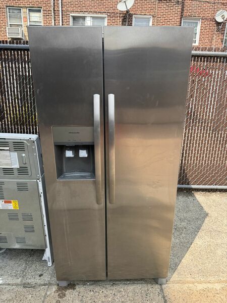 Frigidaire Refrigerator