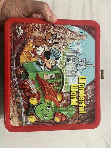 Disney Wonderful World Metal Lunchbox And Thermos Set