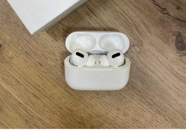 AirPods ALL GENS