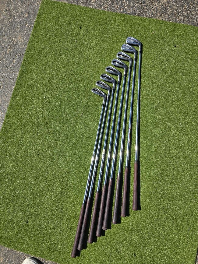 Titleist 718 AP1 4-AW, PW