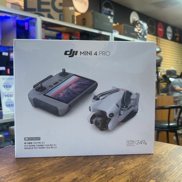 Dji Mini 4 Fly More Combo With RC