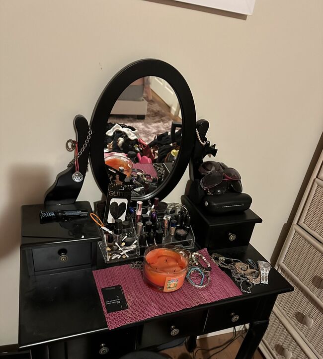 Makeup Desk