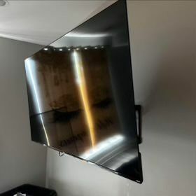 65” Flatscreen Ruku tv