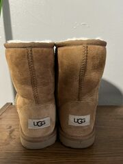 Uggs