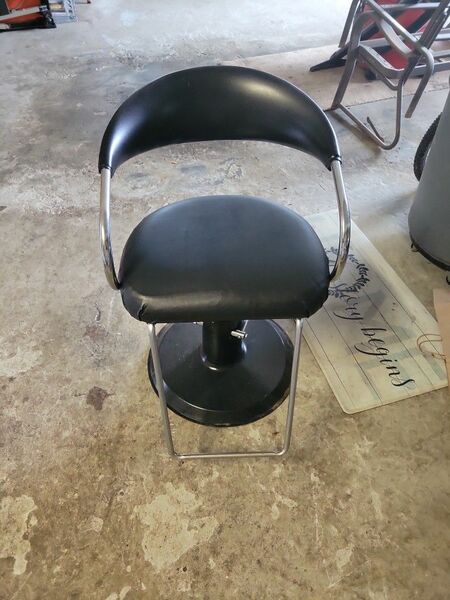 Salon Styling Chair