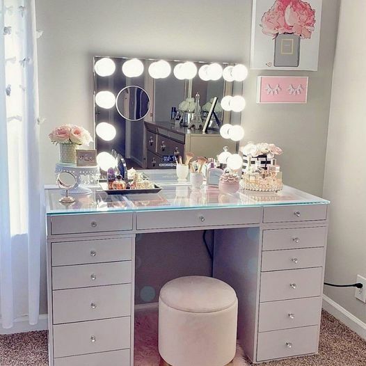 White impression make up vanity