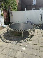 Trampoline