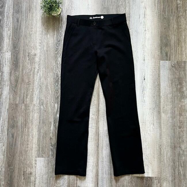 Betabrand Pull On Straight Leg Pants in Black