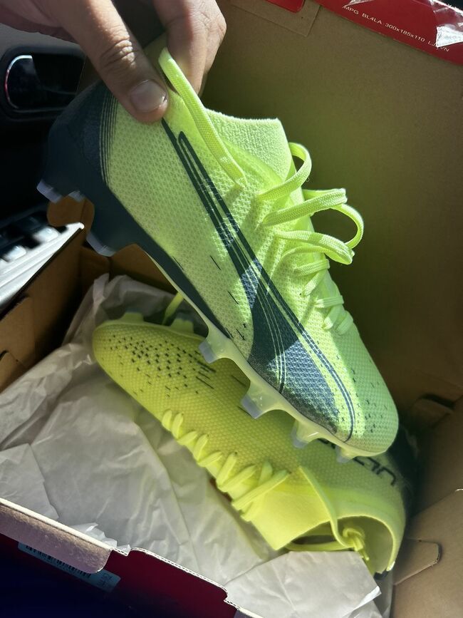 Puma Ultra Match Training Cleat