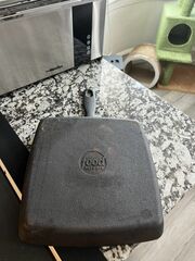 Cast Iron Skillet w. Ridges