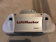 LiftMaster Chain drive