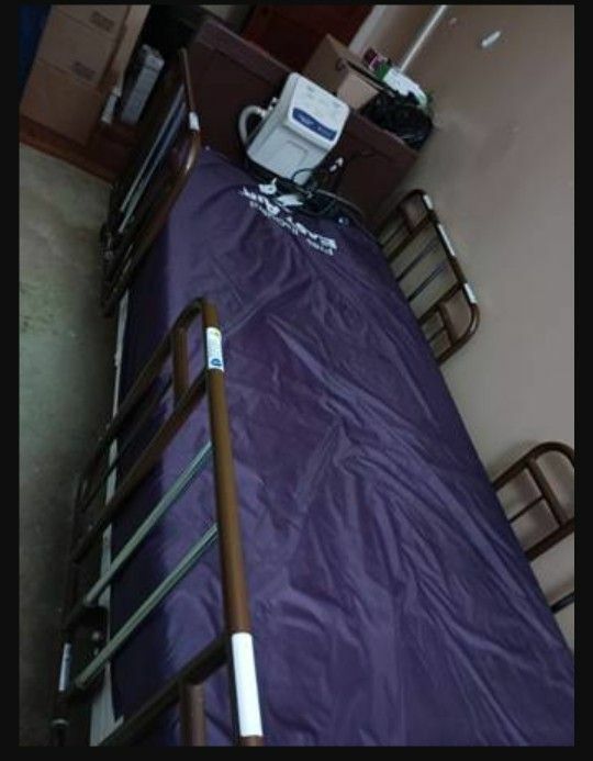 Pressure Guard Easy Air Mattress Medical.