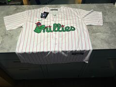 Philadelphia Phillies Phanatic Men’s Large.. Get It Today!