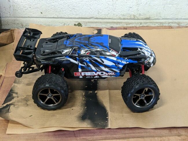 Mini Traxxas E Revo VXL