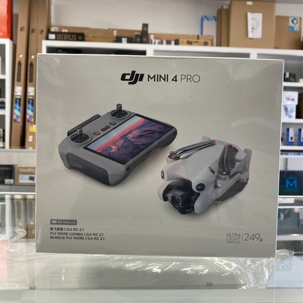 DJI Mini 4 Pro Fly More Combo