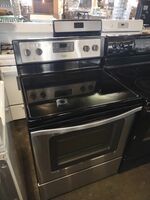 Black And Stainless Steel Whirlpool Stove Electric