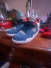 Jordan 4 “Messy Room”