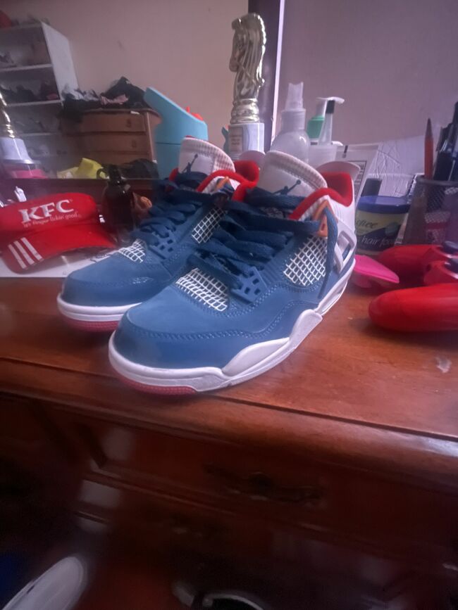 Jordan 4 “Messy Room”