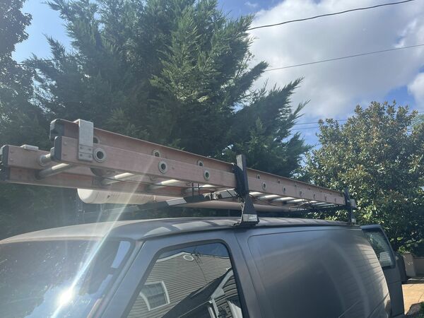 22’ Fiberglass Extension Ladder