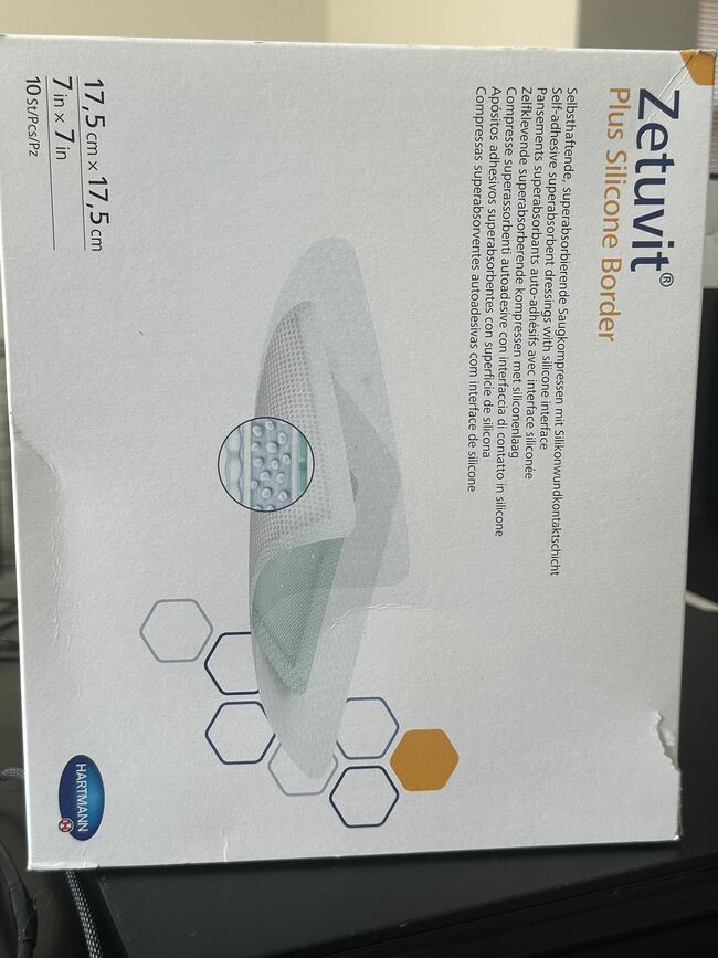 Zetuvit Plus Silicone Border