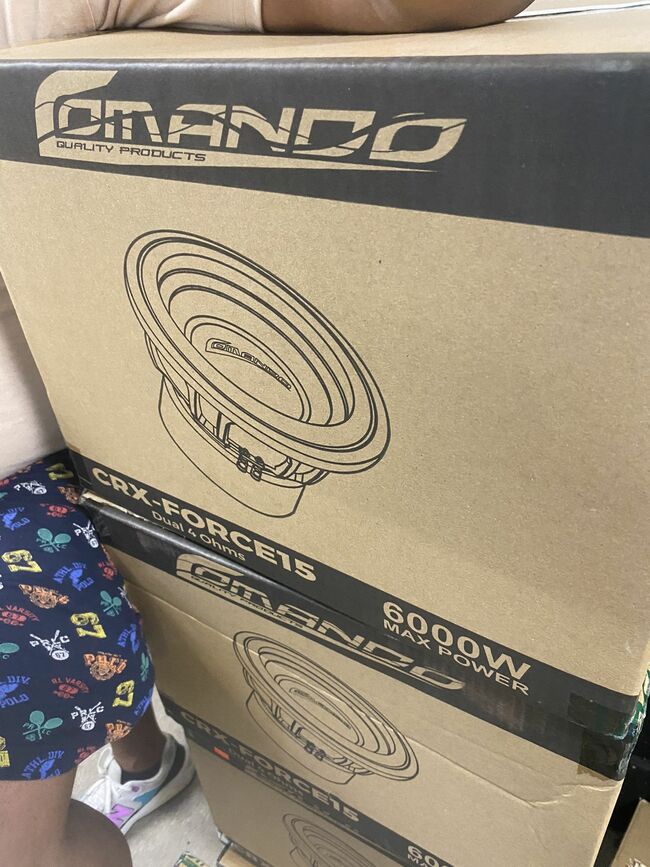 Comando 15” 6000 Watts