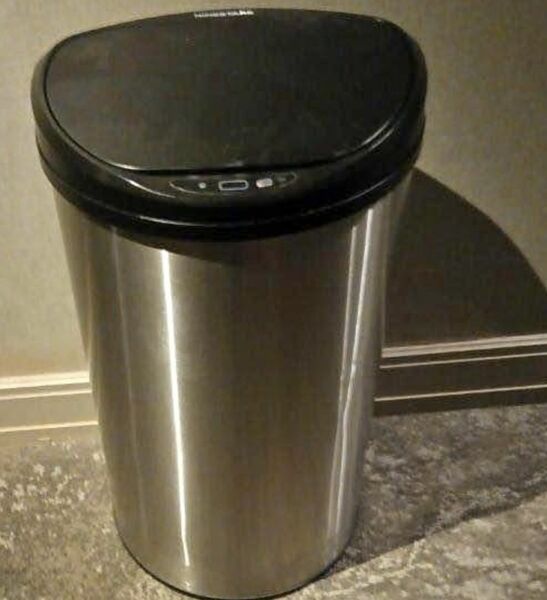 Electric Trash can
