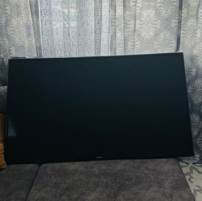 55” Samsung Smart Tv