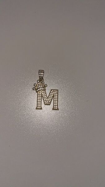 14 K Gold M Pendant