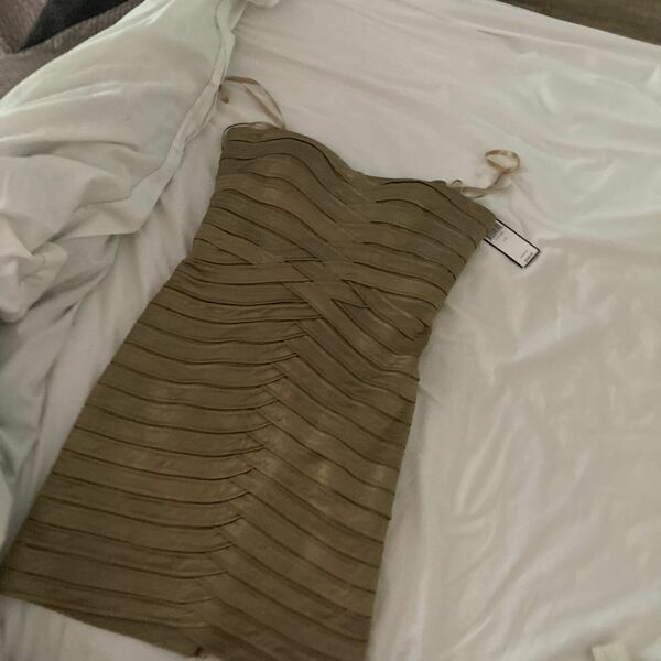 BCBGMAXAZRIA Dress Gold
