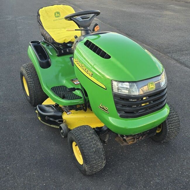 42" John Deere mower