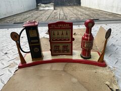 Marx Brightelite Filling Station Tin Toy