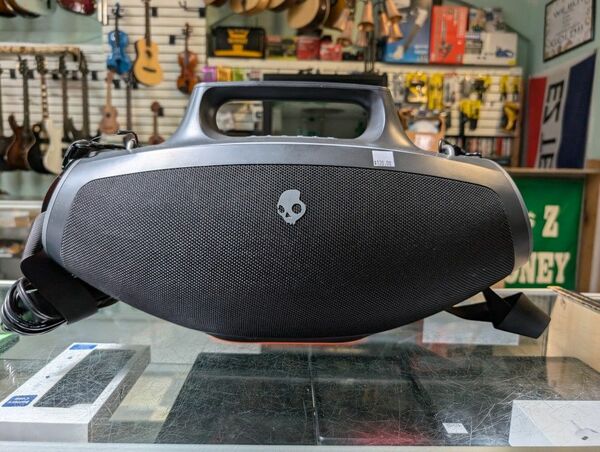 Skull Candy Barrel Bluetooth Speaker