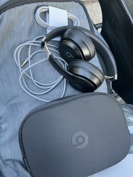 Beats Solo 4 With Case