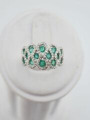 14k gold diamond & emerald ring