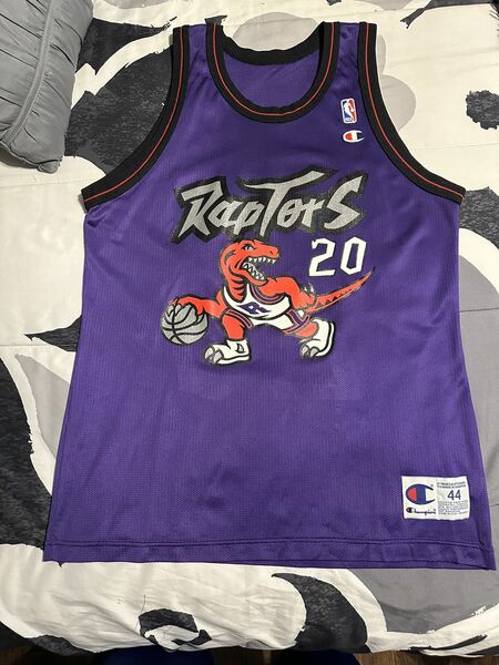 Champion Damon Stoudamire