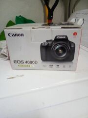 Canon EOS 4000D