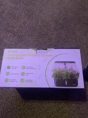 Uyuq smart garden