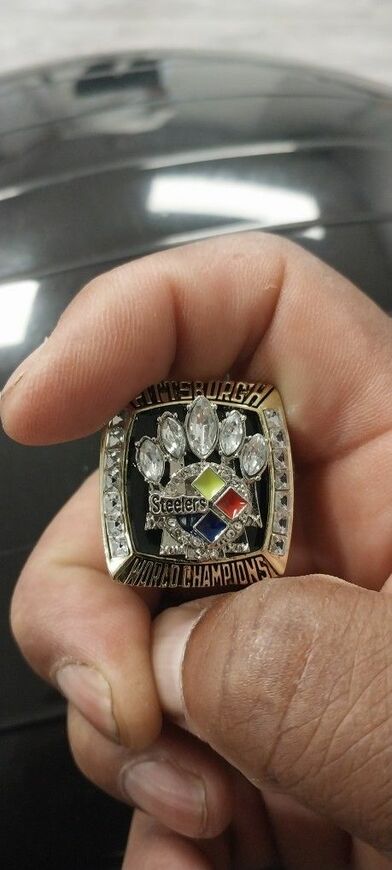 eelers 2005 Super Bowl ring.