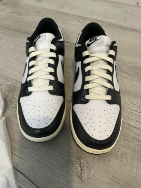 Nike Dunk Low Premiums